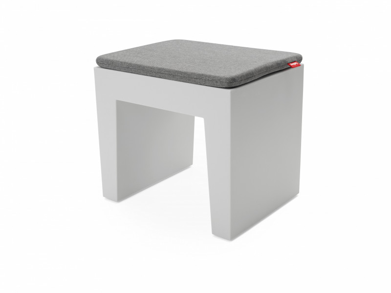 COUSSIN - CONCRETE SEAT