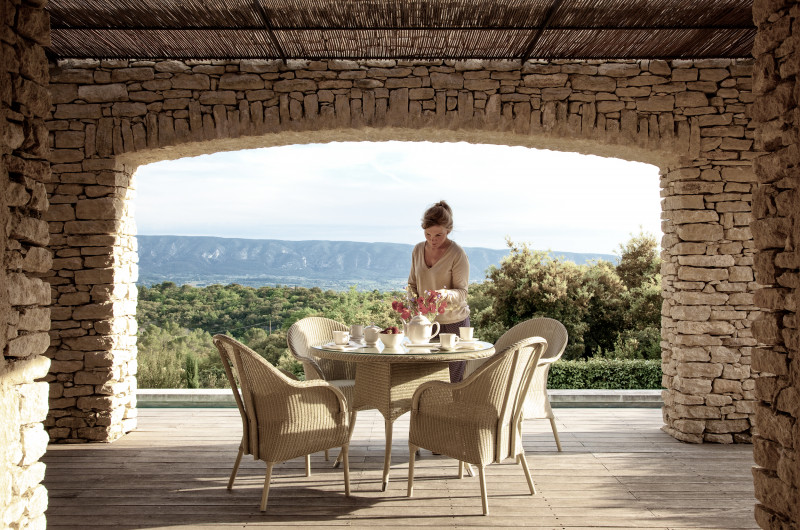 TABLE NÎMES Ø110 CM - LLOYD LOOM